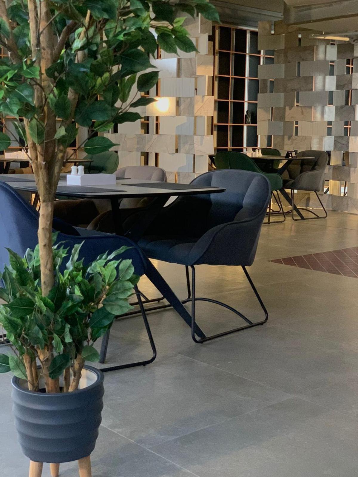 Swiss In Park Tabuk Hotel Ngoại thất bức ảnh