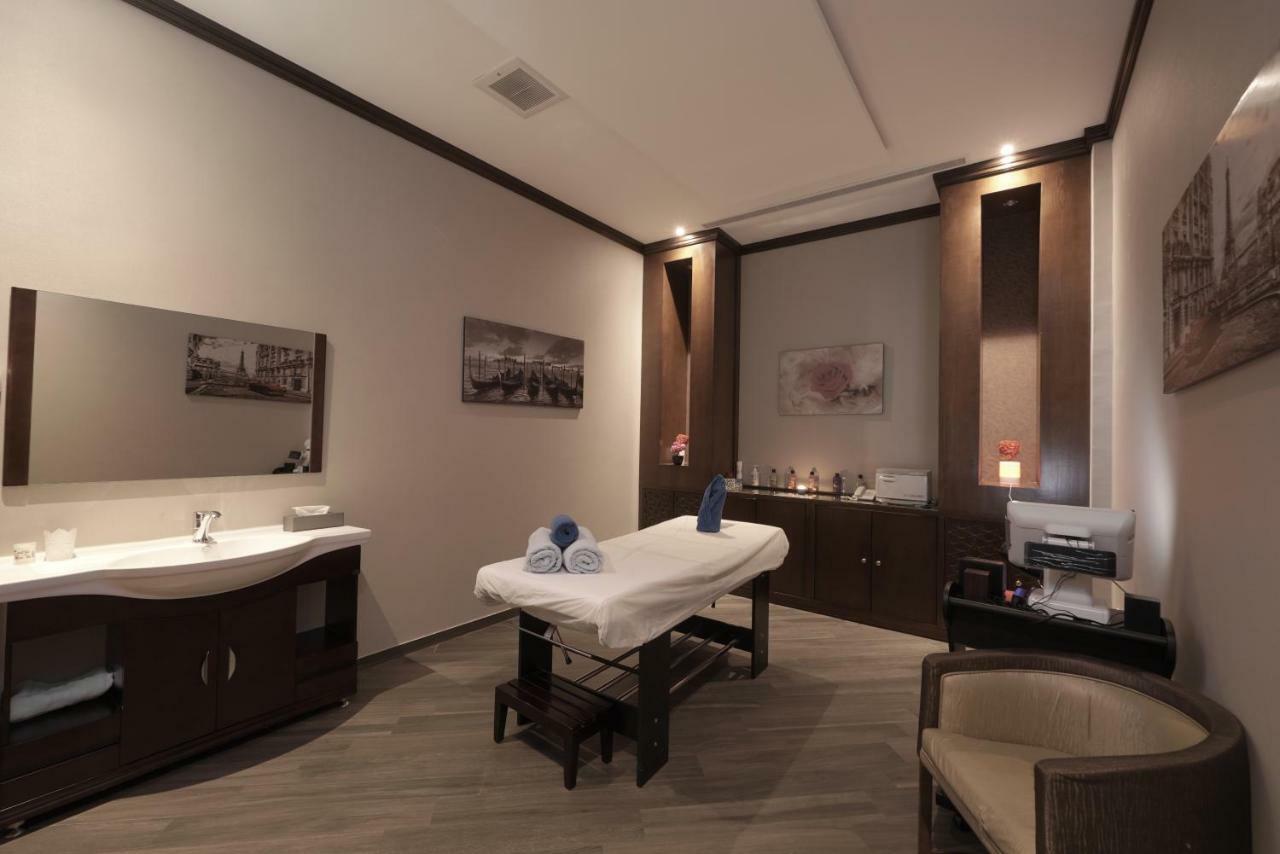 Swiss In Park Tabuk Hotel Ngoại thất bức ảnh