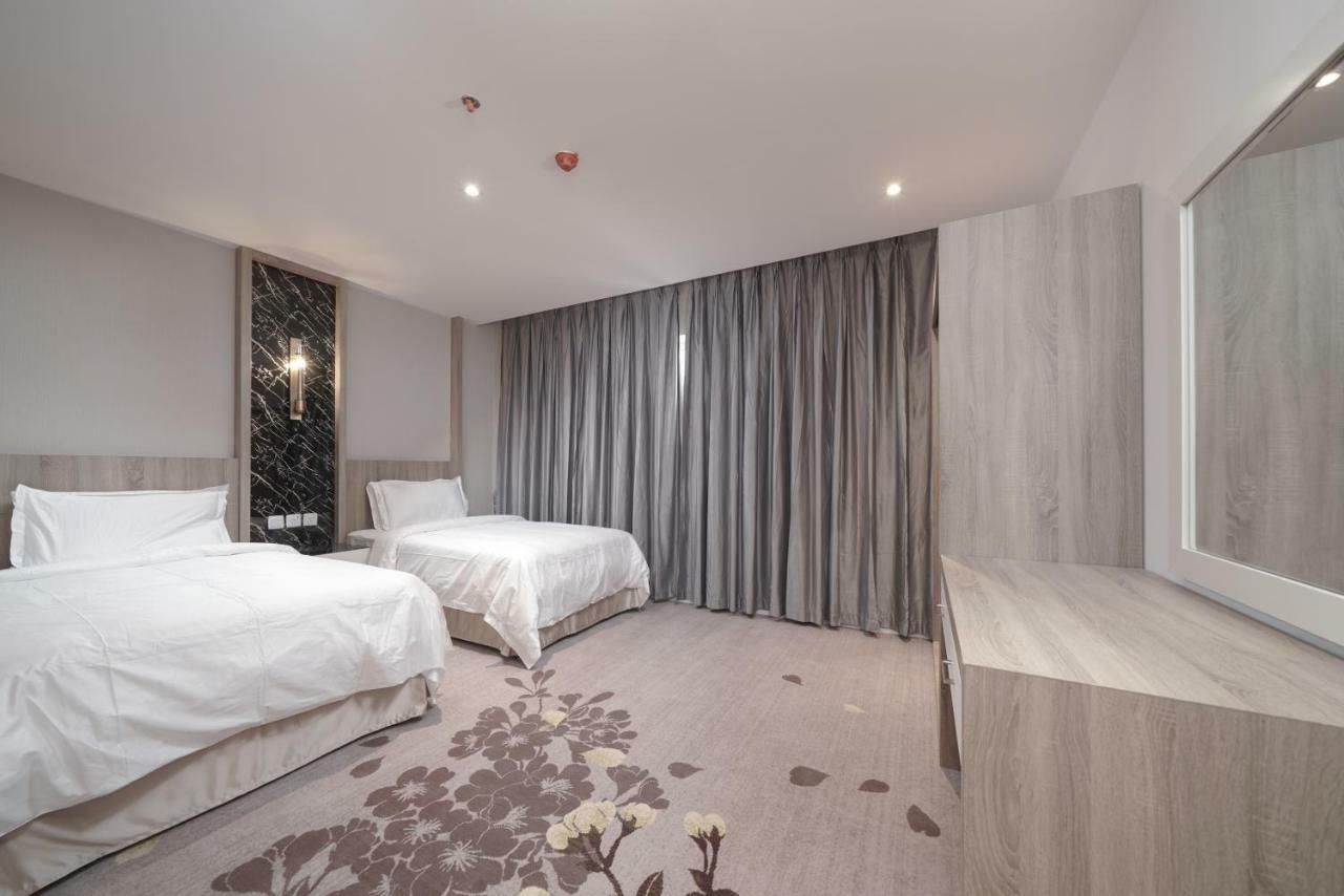 Swiss In Park Tabuk Hotel Ngoại thất bức ảnh